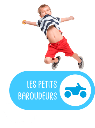 petit garçon qui saute